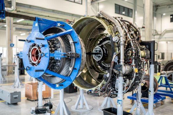 FL-Technics-Engines-Services