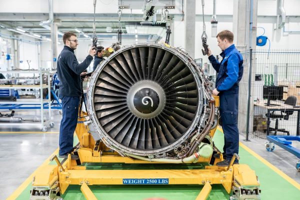 FL-Technics-Engines-Services