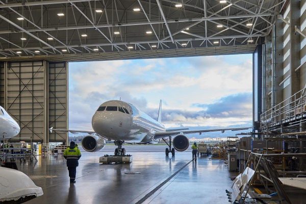 FL_Technics_Base_Maintenance hangar