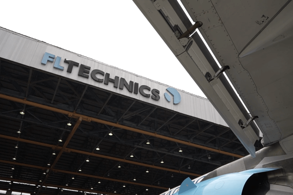 fl technics line and base maintenance hangaar
