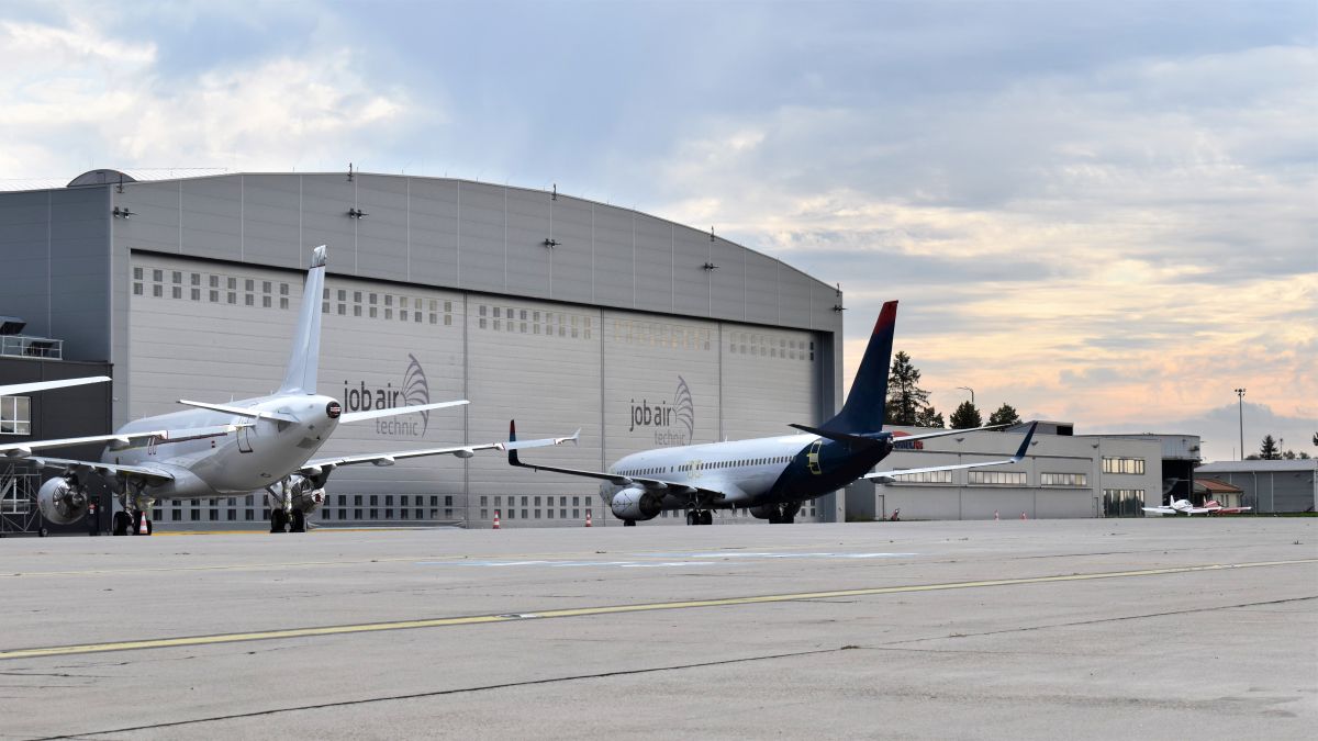 Czech MRO Job Air becomes part of FL Technics